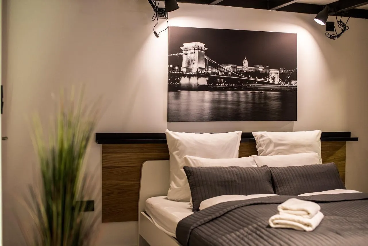 Very Stylish And Fresh Studio Home In The Center Будапешт